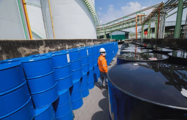 How Methylene Chloride Is Packaged and Transported for International Export