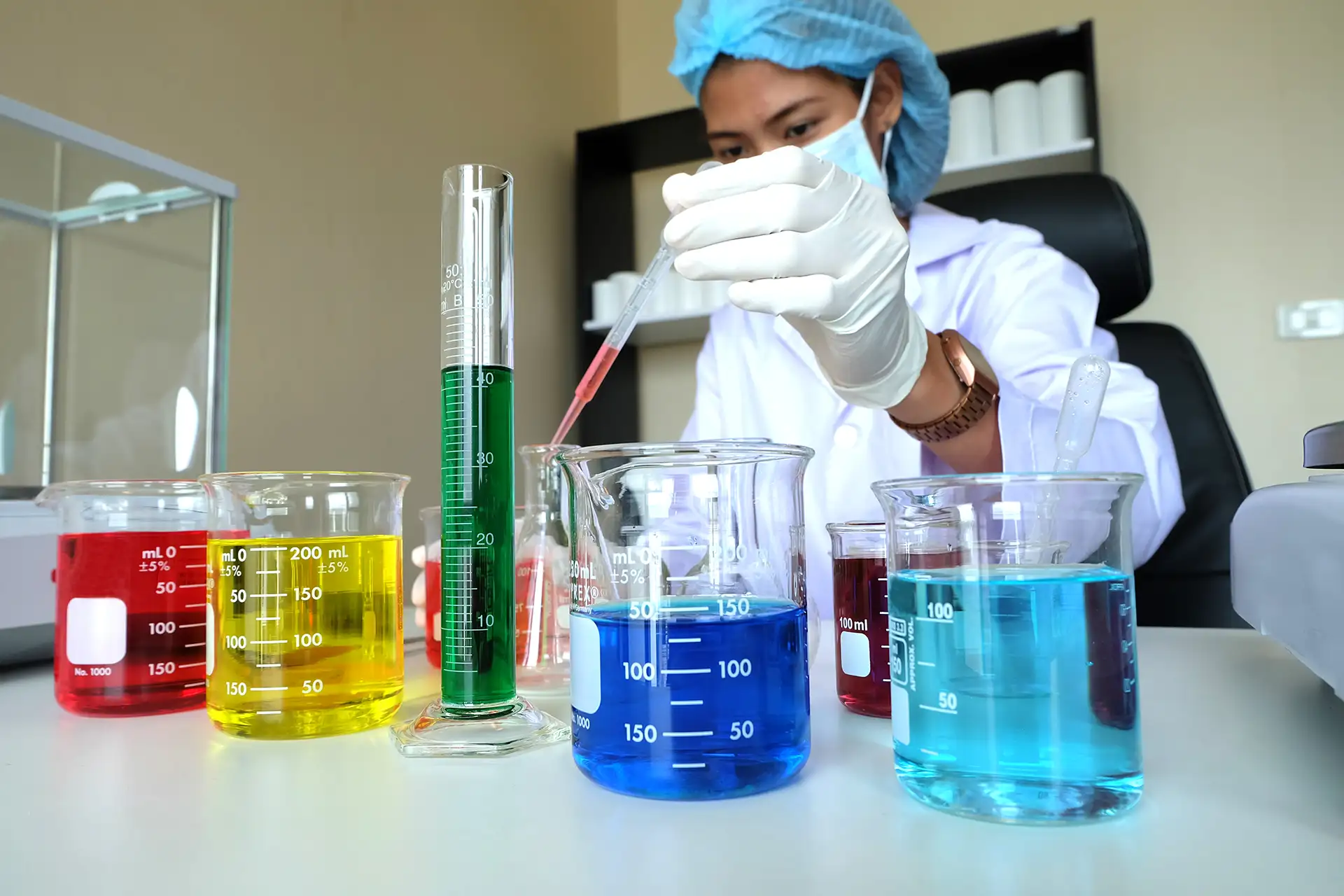 VeoVa 10 Supplier in UAE: Uses & Overview